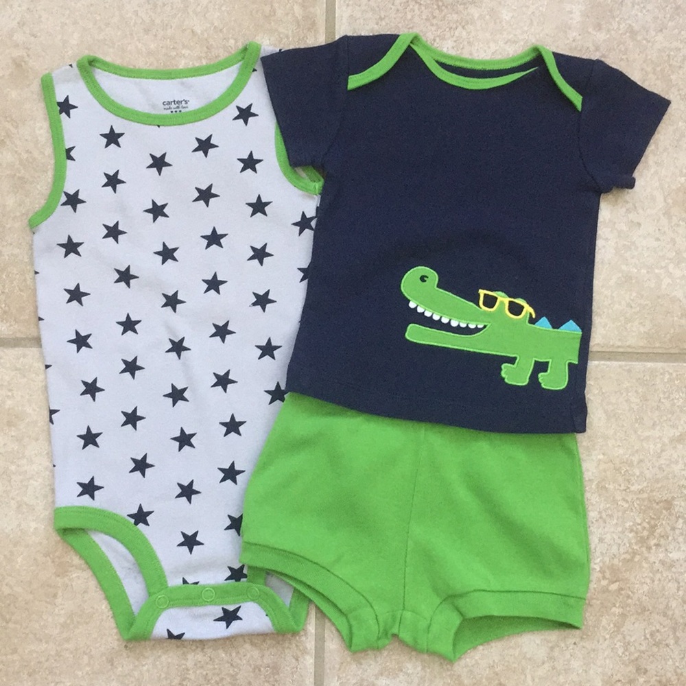 Carter’s Boys Alligator Bodysuit Shirt and Shorts
